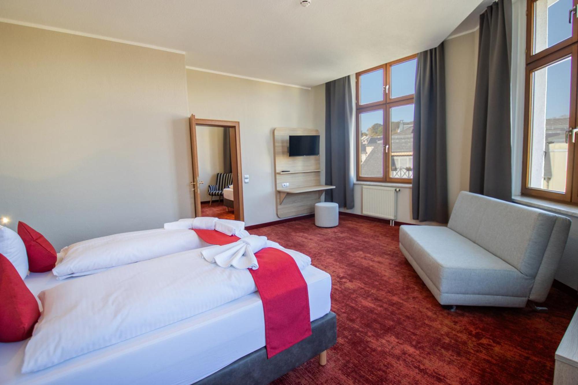 Hotel Lengenfelder Hof Lengenfeld  Extérieur photo