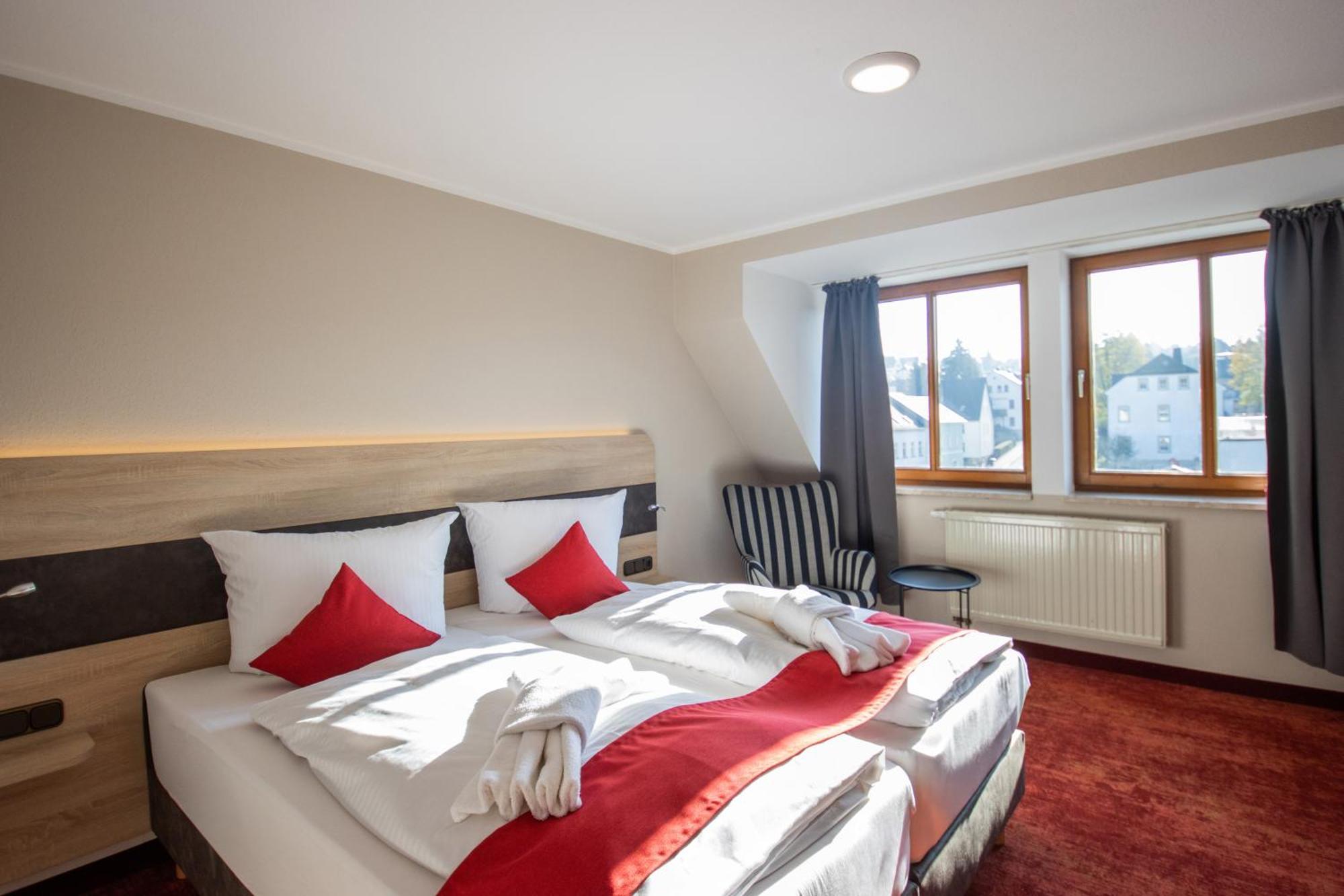 Hotel Lengenfelder Hof Lengenfeld  Extérieur photo