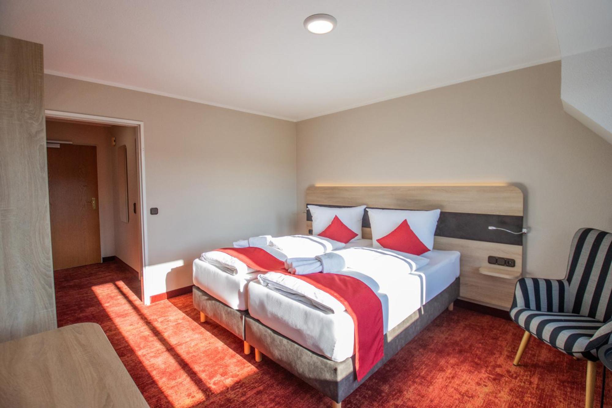 Hotel Lengenfelder Hof Lengenfeld  Extérieur photo