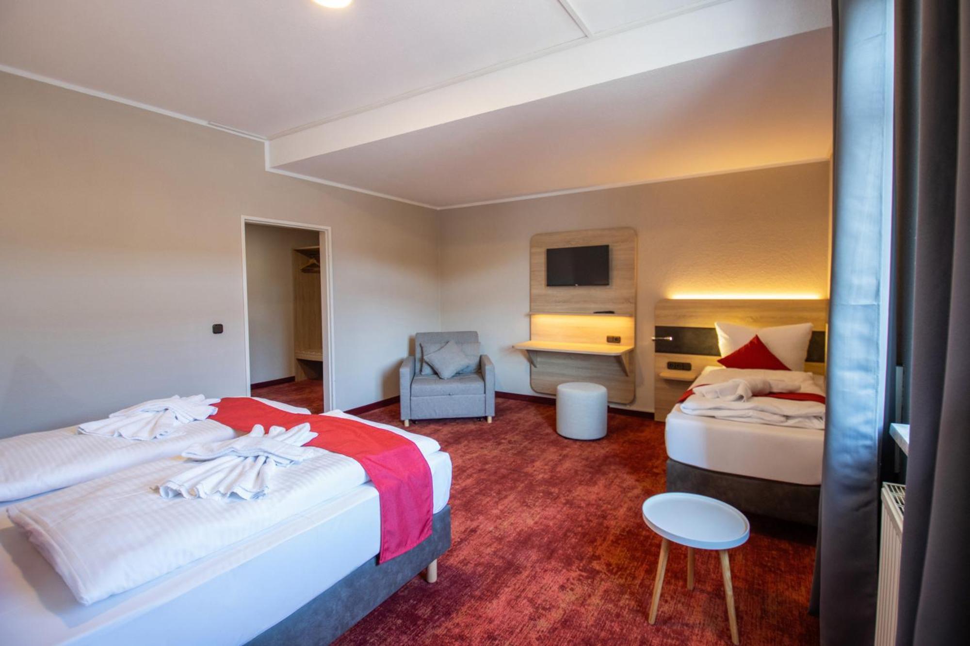 Hotel Lengenfelder Hof Lengenfeld  Extérieur photo
